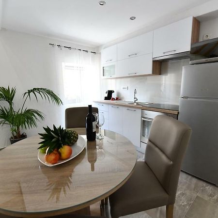 Apartment Lavanda Сини Екстериор снимка