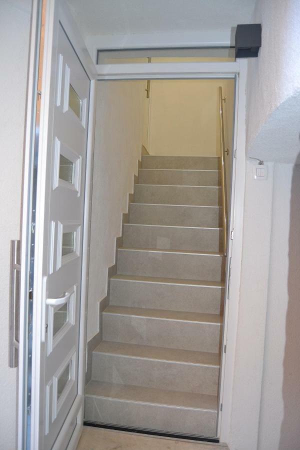 Apartment Lavanda Сини Екстериор снимка