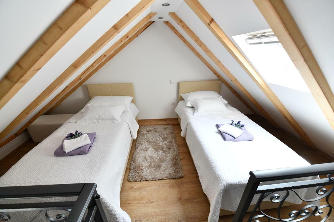 Apartment Lavanda Сини Екстериор снимка