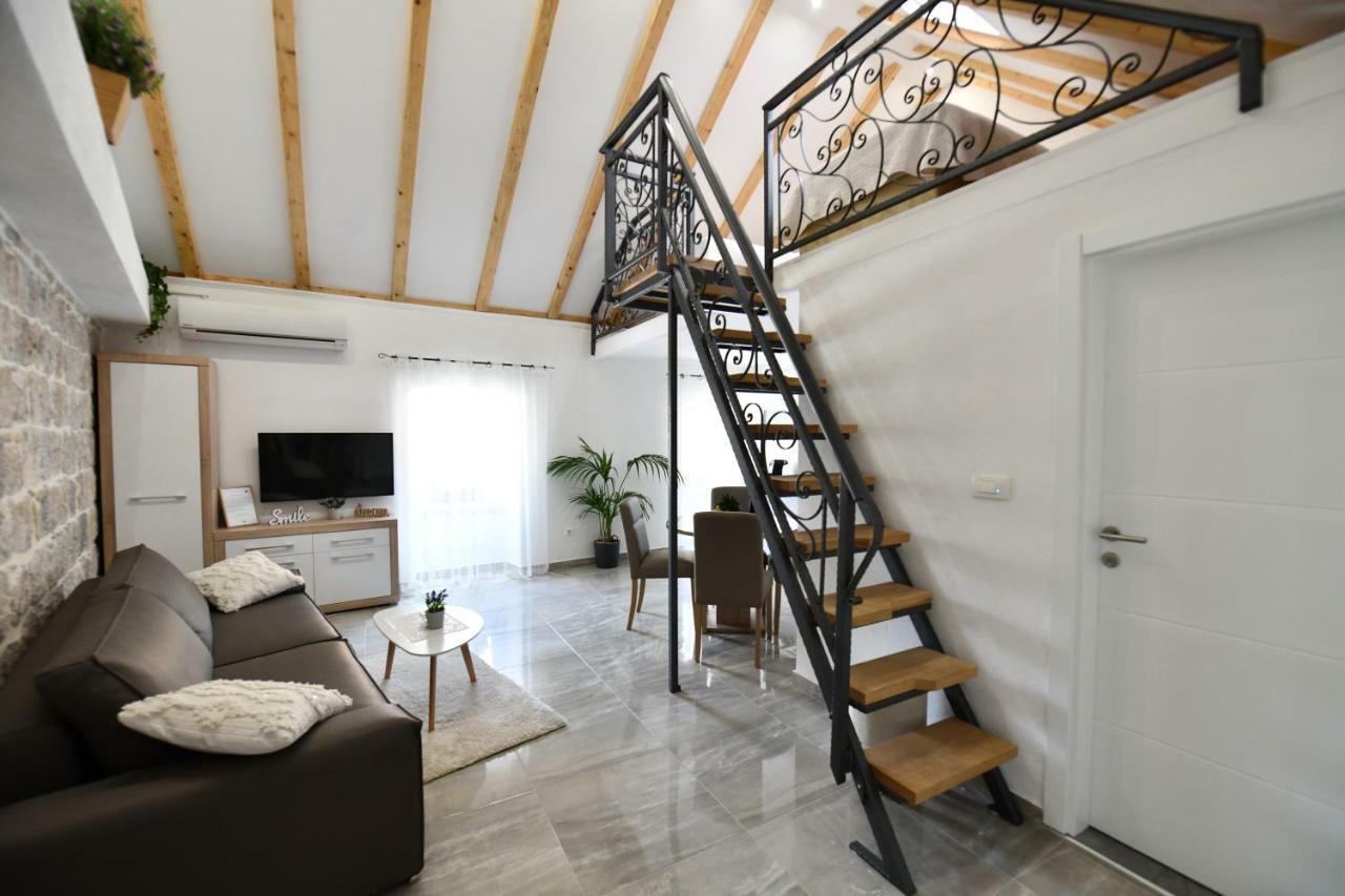 Apartment Lavanda Сини Екстериор снимка